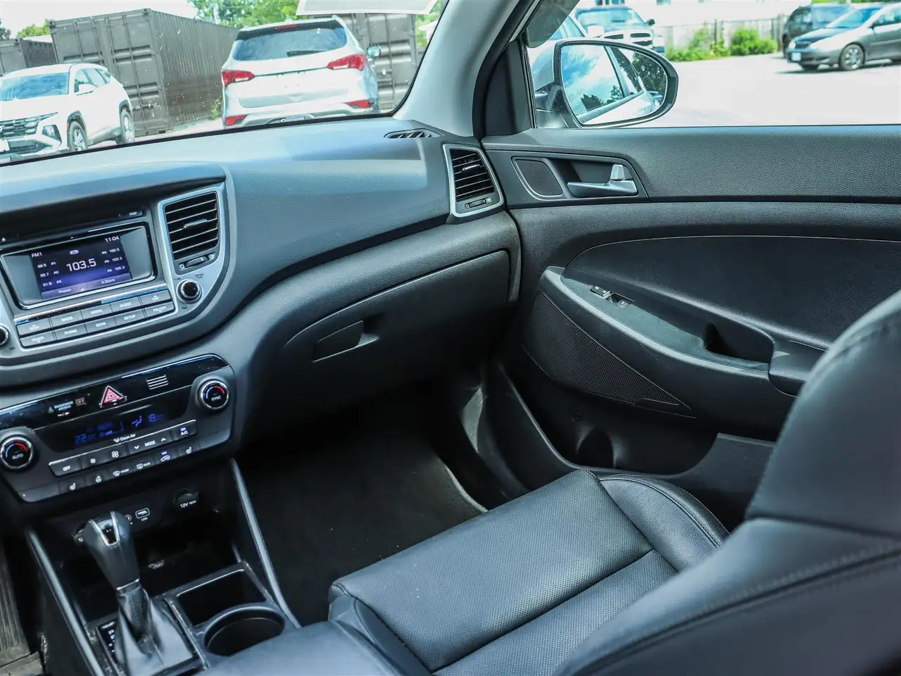 Hyundai TUCSON снимка Hyundai TUCSON
