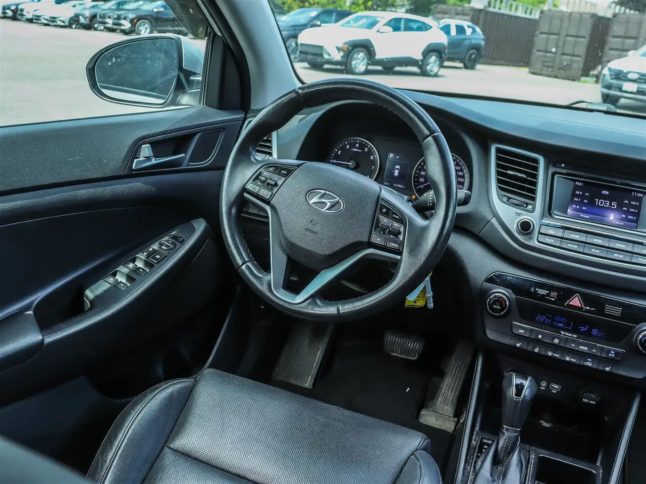 Hyundai TUCSON снимка Hyundai TUCSON