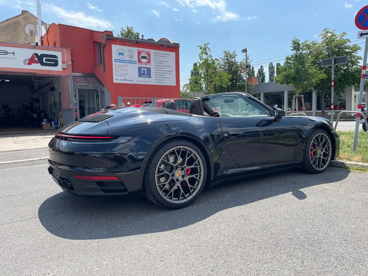 Porsche 992 911 Carrera 4S Cabrio*BOSE*Approved*Mtrx.LED Schwarz - 2