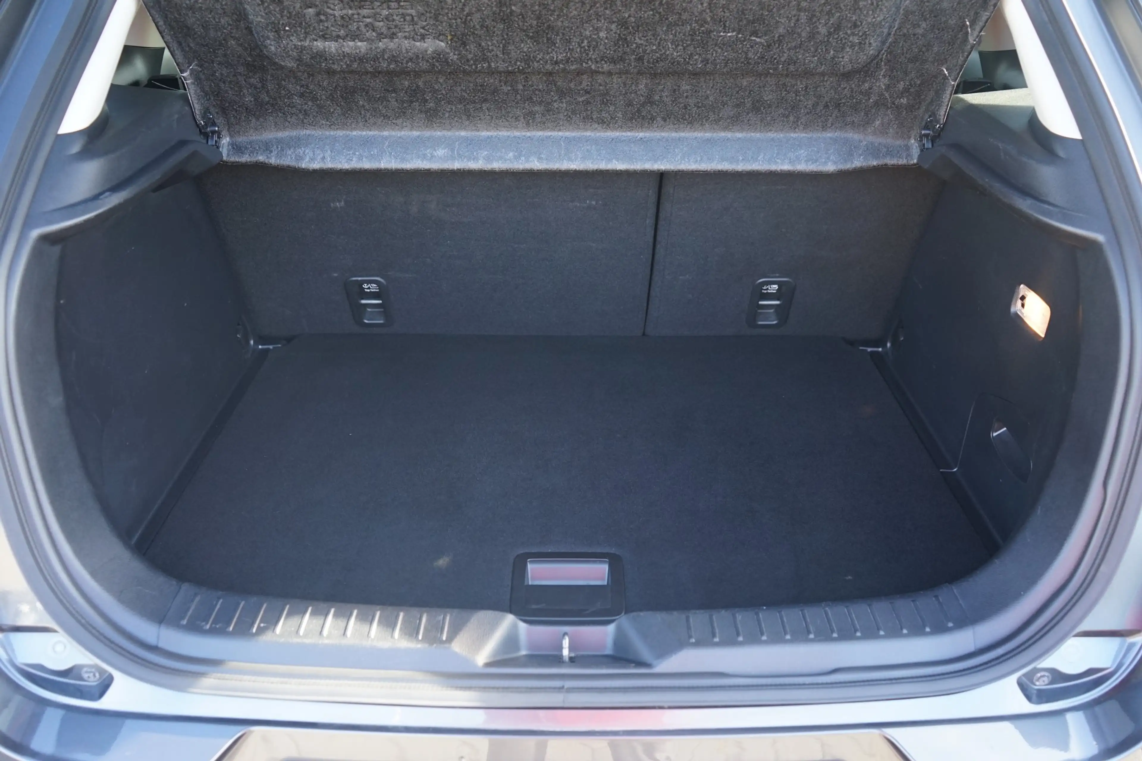Mazda CX-3 2.0 Exclusive-Line Head-Up Totwinkel AHK — photo 8