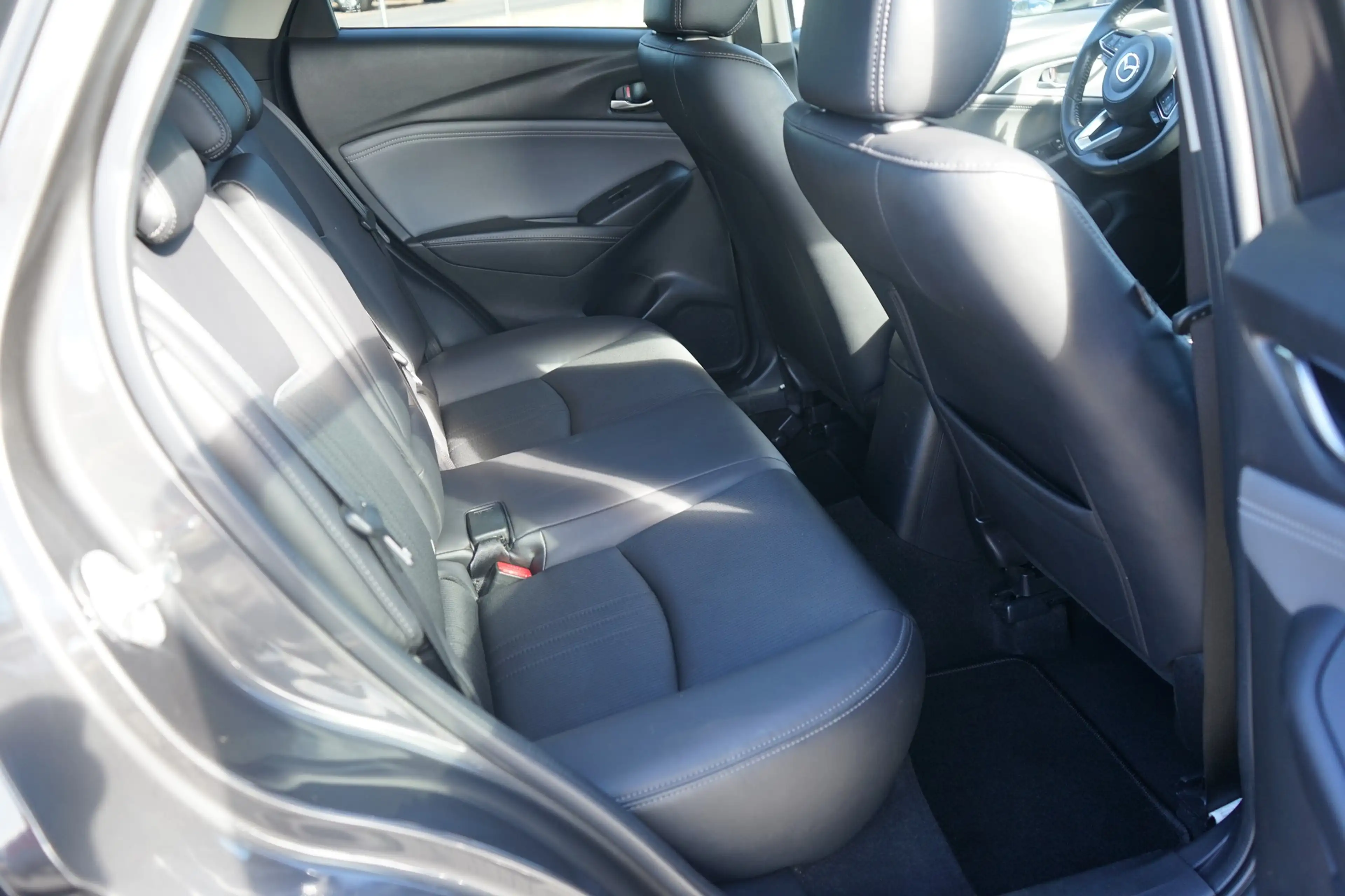 Mazda CX-3 2.0 Exclusive-Line Head-Up Totwinkel AHK — photo 11