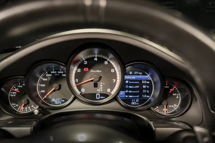 Porsche Turbo Coupé PDK (2011) 2014, foto 13