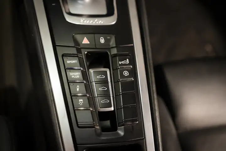 Porsche Turbo Coupé PDK (2011) 2014, foto 19