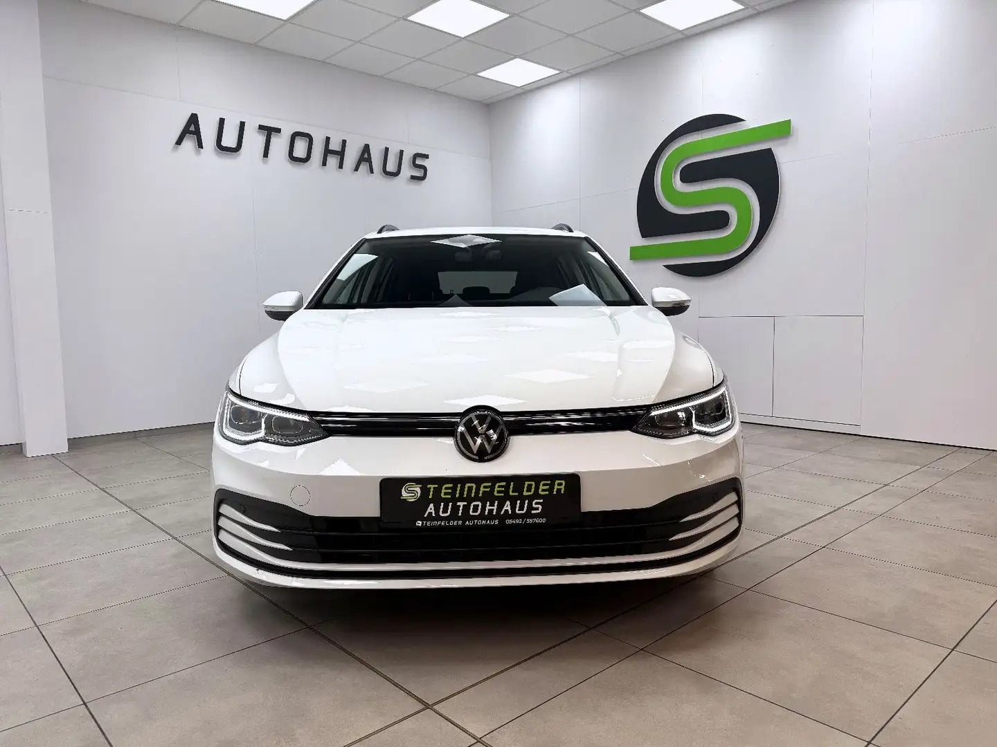 Volkswagen Golf VIII 1.5 TSI Variant Life / SPUR / RKAM Blanc - 2