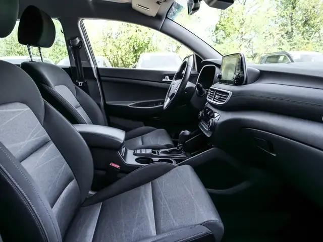 Hyundai Tucson view 7