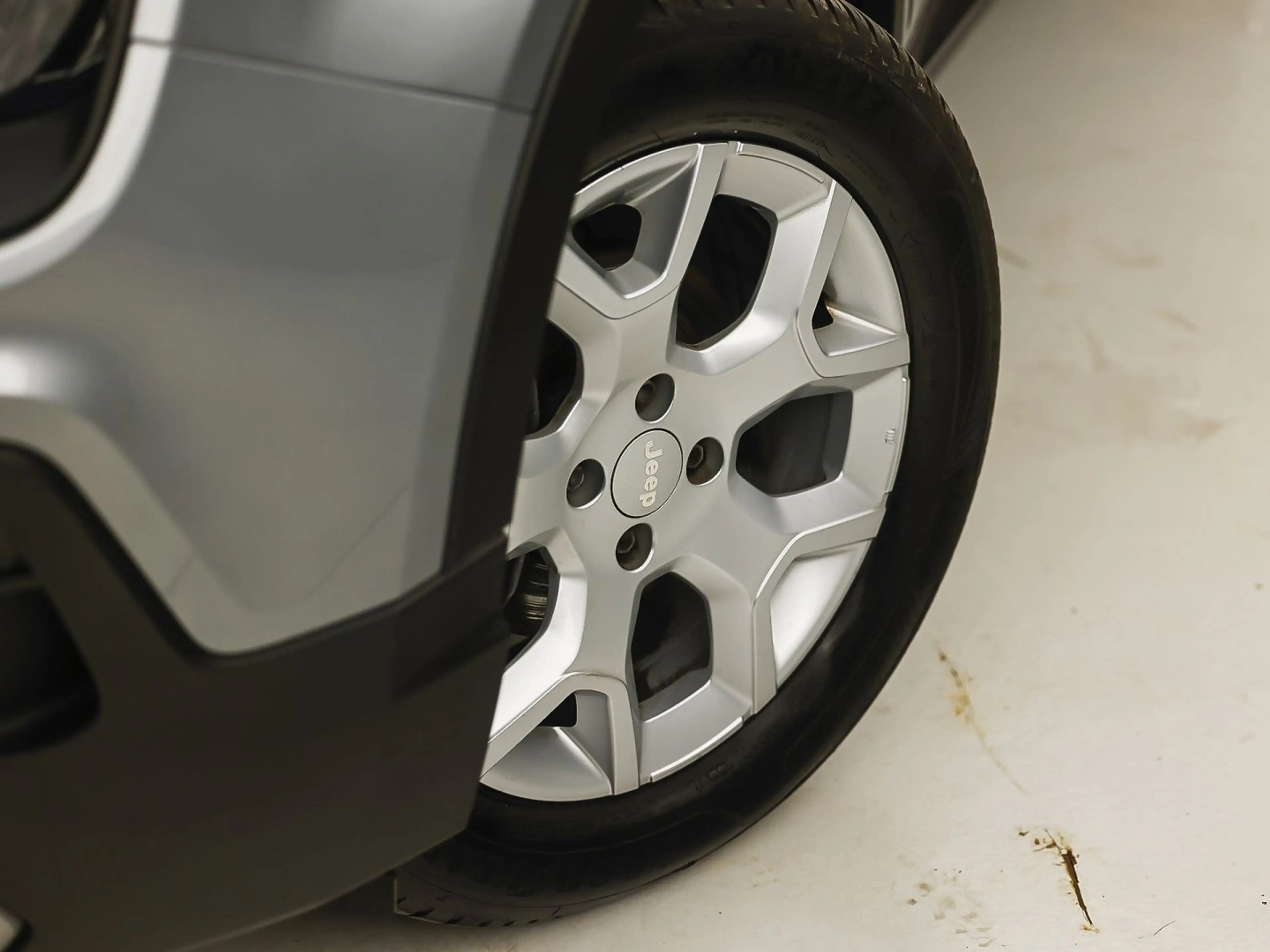 Jeep Avenger 1.2 Altitude Sports (VIRTUAL COCKPIT, APPLE CARPLA — photo 12