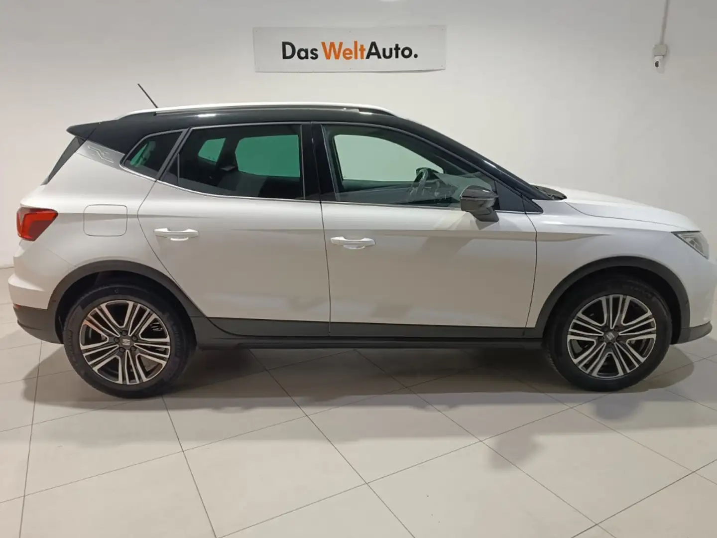 SEAT Arona 1.0 TSI S&S FR XM 110 Blanco - 2