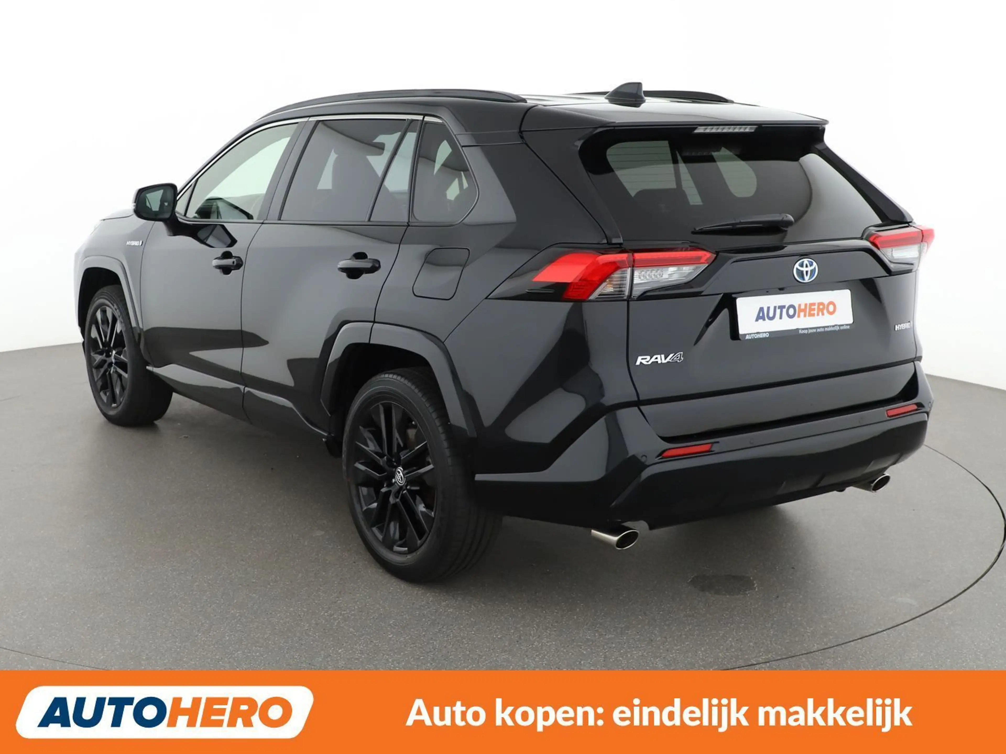 Toyota RAV 4 2.5 Hybrid 4x2 Black Edition — photo 4