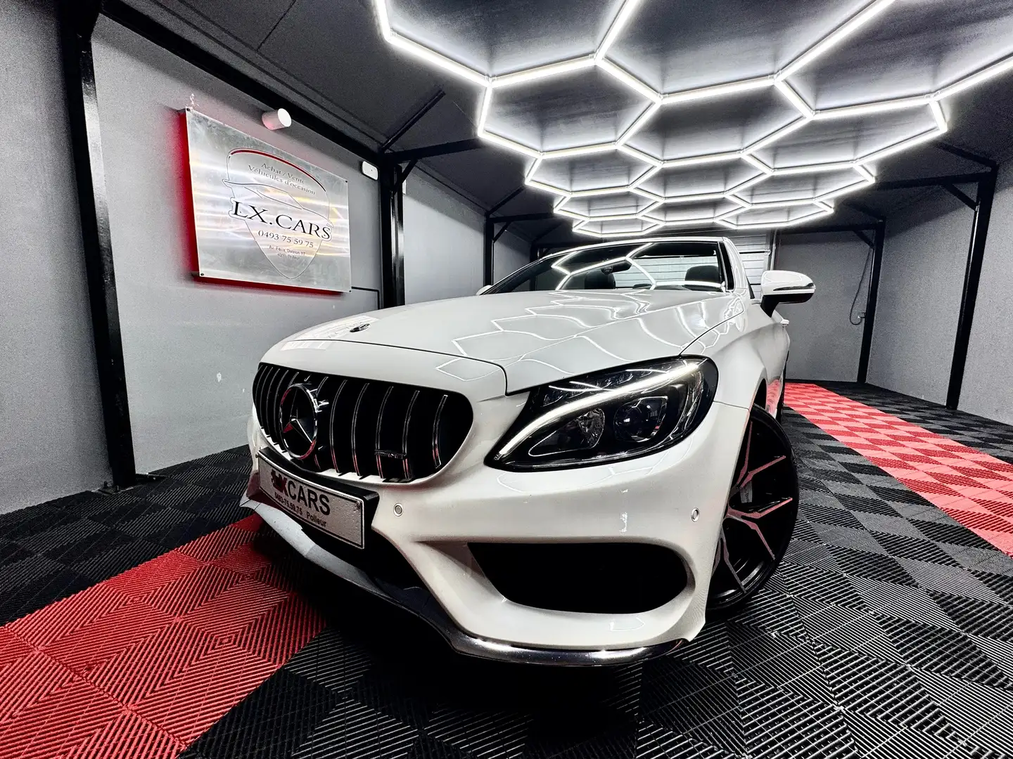 Mercedes-Benz C 180 🔺MERCEDES C180* PACK AMG*BLANC NACRÉ * Blanc - 1