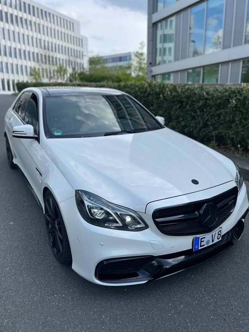 Mercedes-Benz E 63 AMG E 63 AMG S 4Matic AMG Speedshift MCT - 1