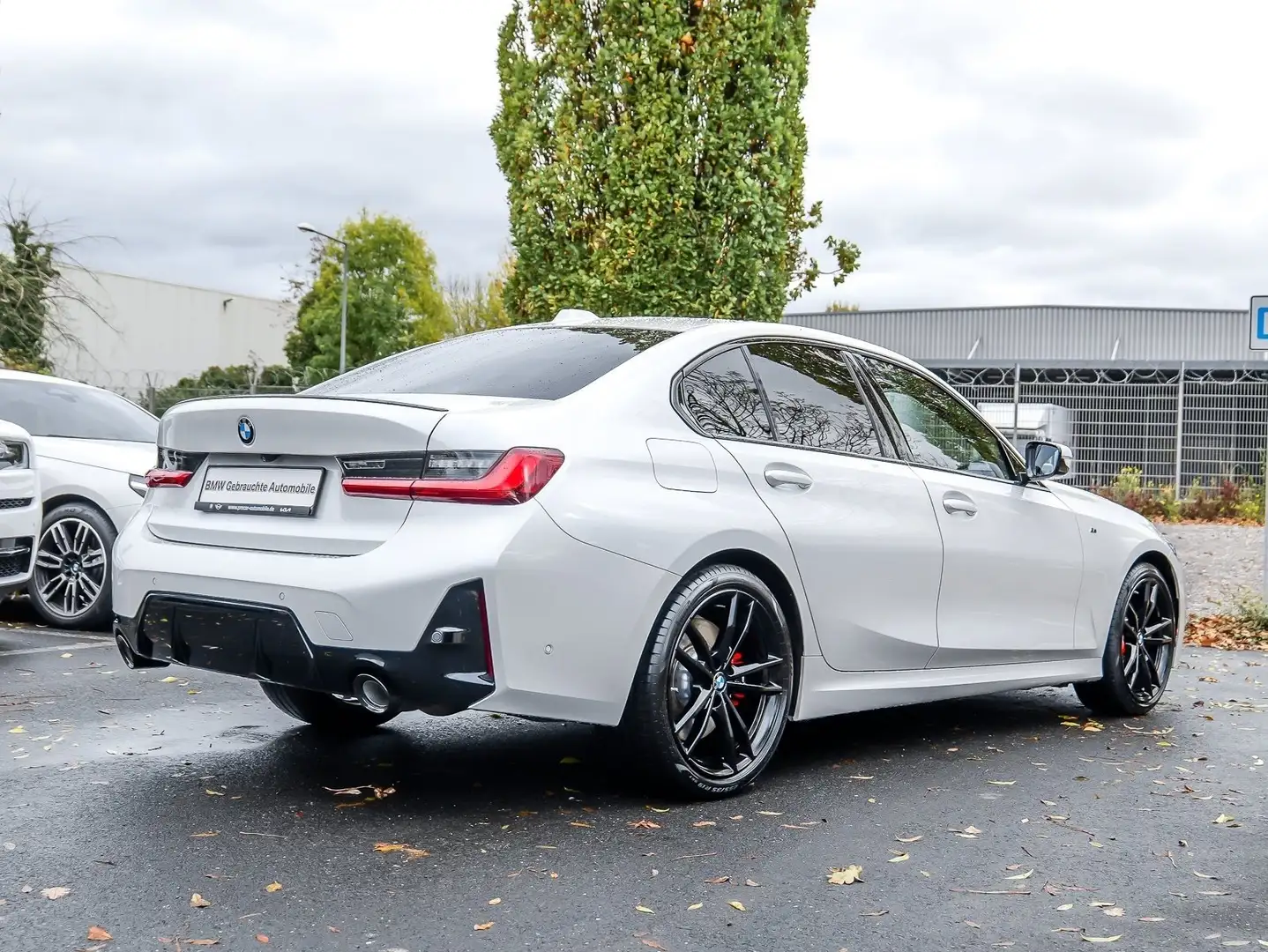 BMW 330 i xDrive Limousine (ab 2022 M Sport ACC RFK Blanc - 2