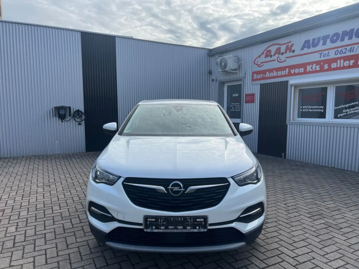Opel Grandland X 1.Hand+160TKM+R.Kamera+Bhz.Lenkrad Weiß - 2