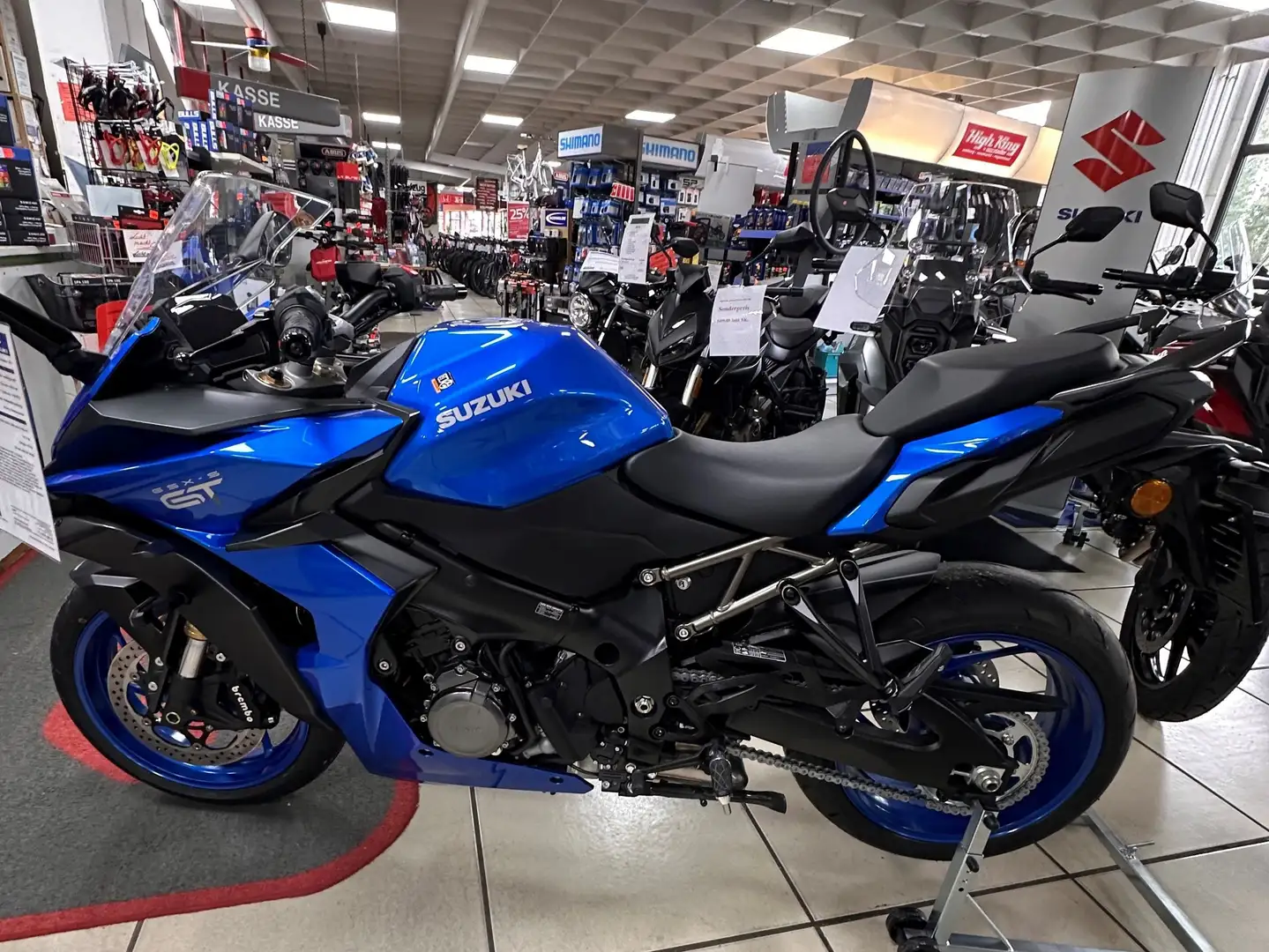 Suzuki GSX S 1000GT Modrá - 1