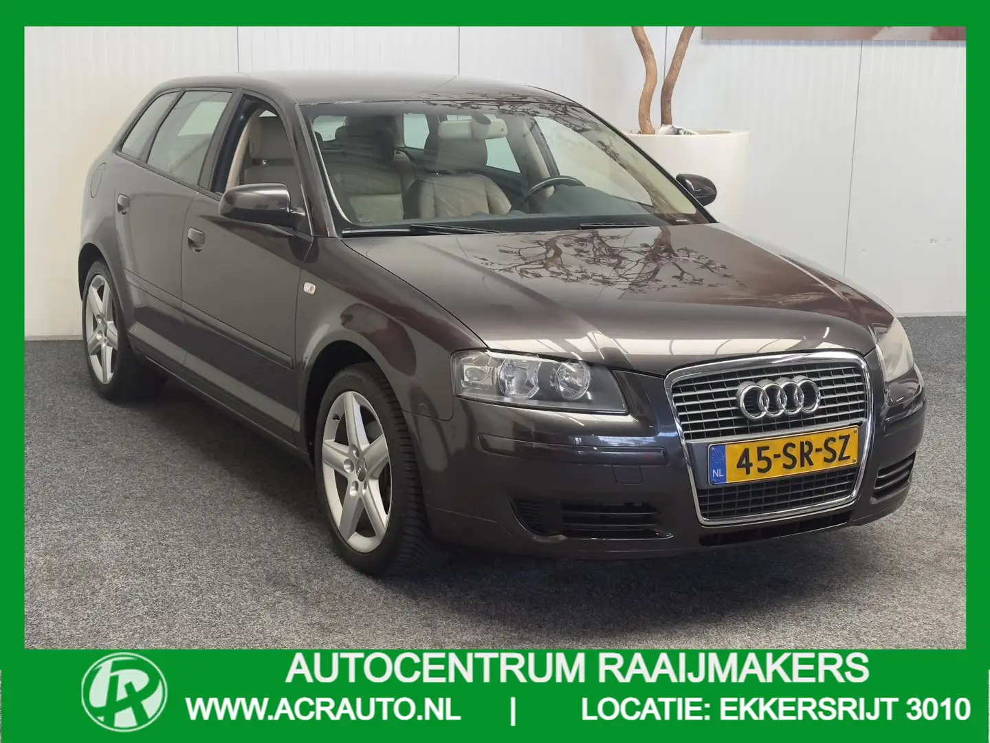 Audi A3 SPORTBACK 2.0 FSI AMBIENTE YOUNGTIMER LEDER CRUISE Grau - 1