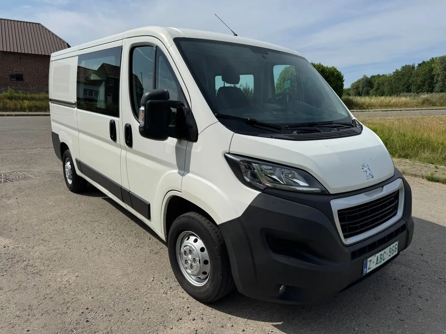 Peugeot Boxer 2.2 BlueHDi L2H1 Premium 7 PLACES DOUBLE CABINE Blanc - 1