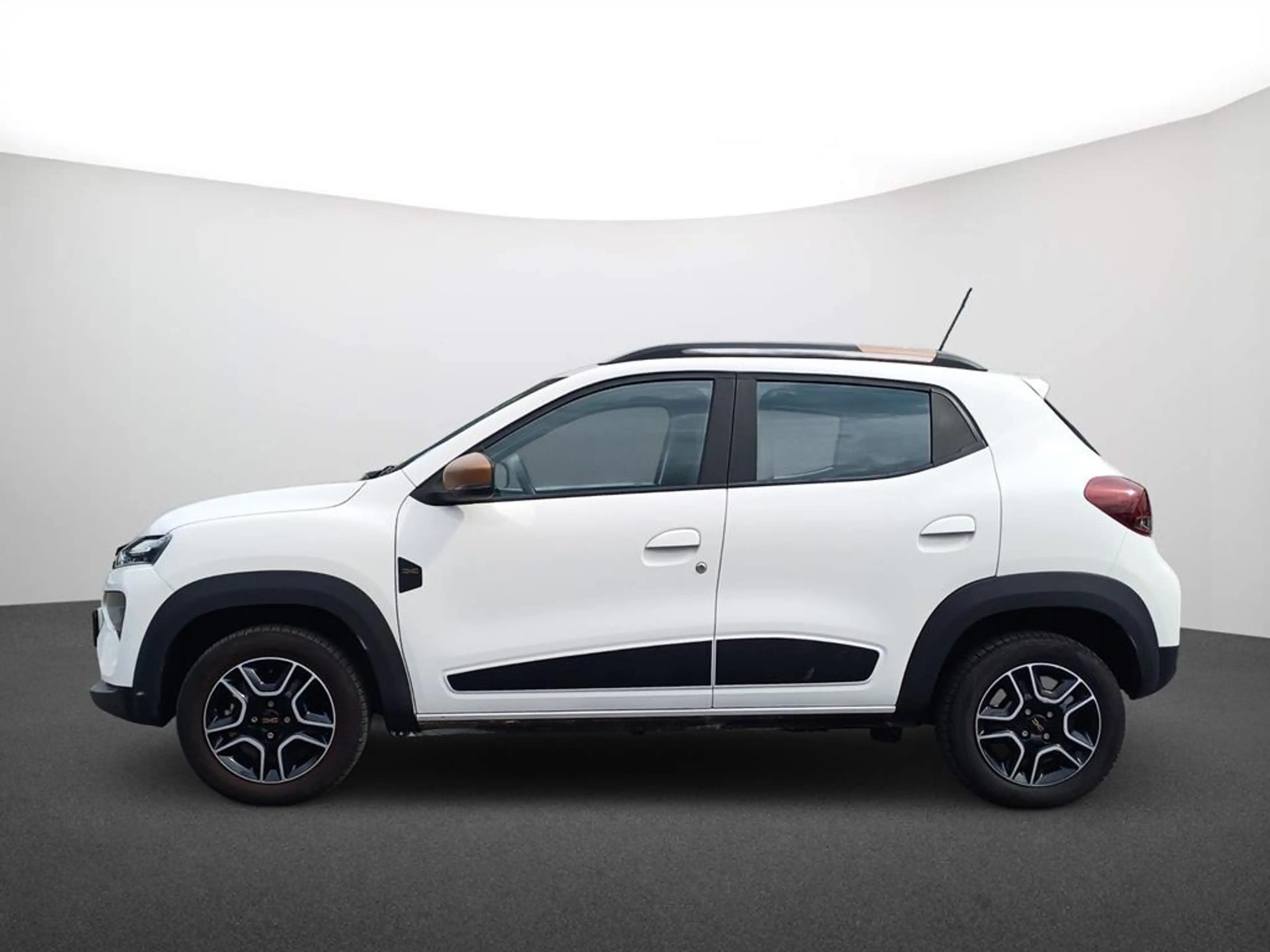 Dacia Spring Extreme — photo 4