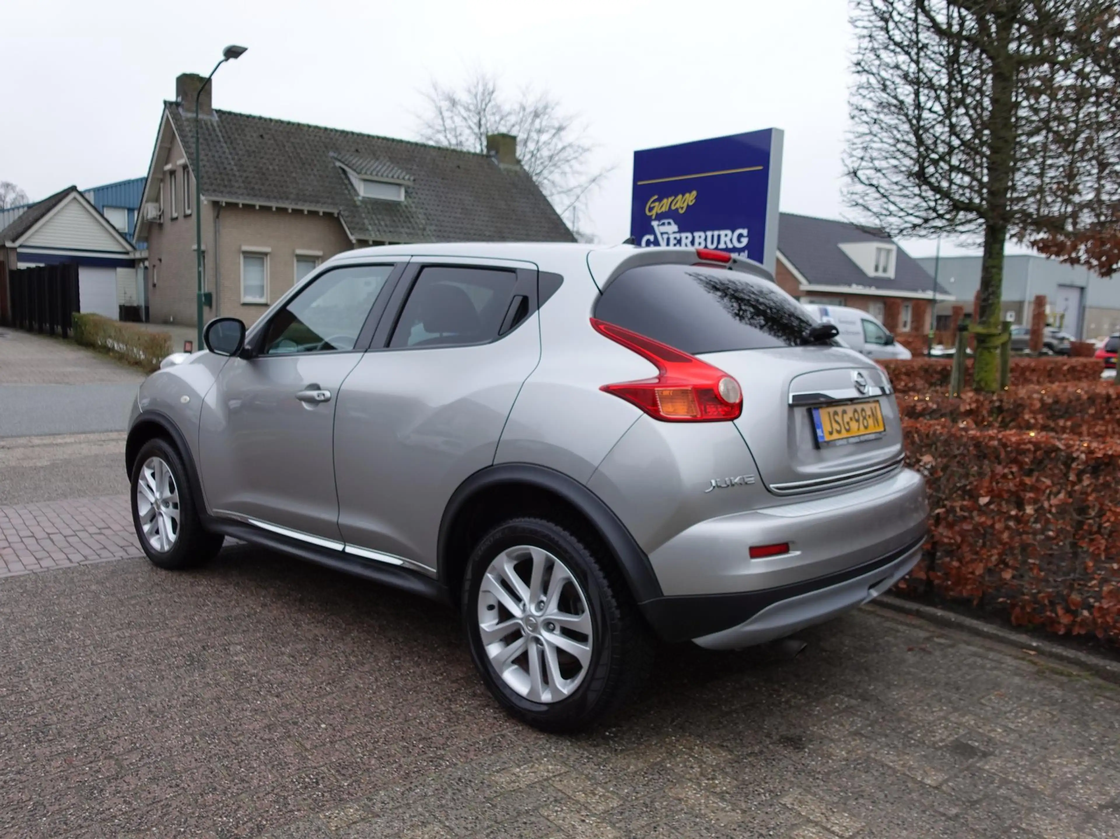 Nissan Juke 1.6 DIG-T Tekna 190 PK ! (Navi,Camera,Cruise,Stoel — photo 3