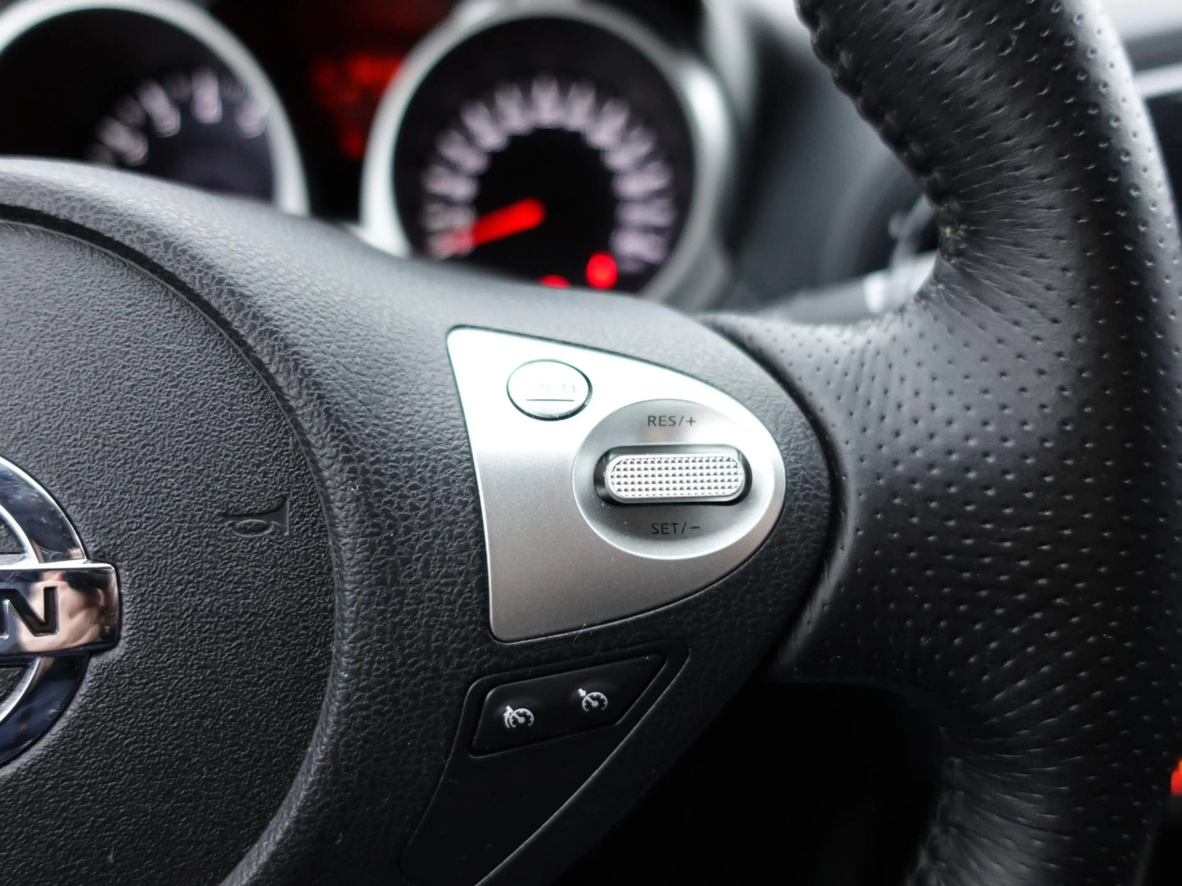 Nissan Juke 1.6 DIG-T Tekna 190 PK ! (Navi,Camera,Cruise,Stoel — photo 14