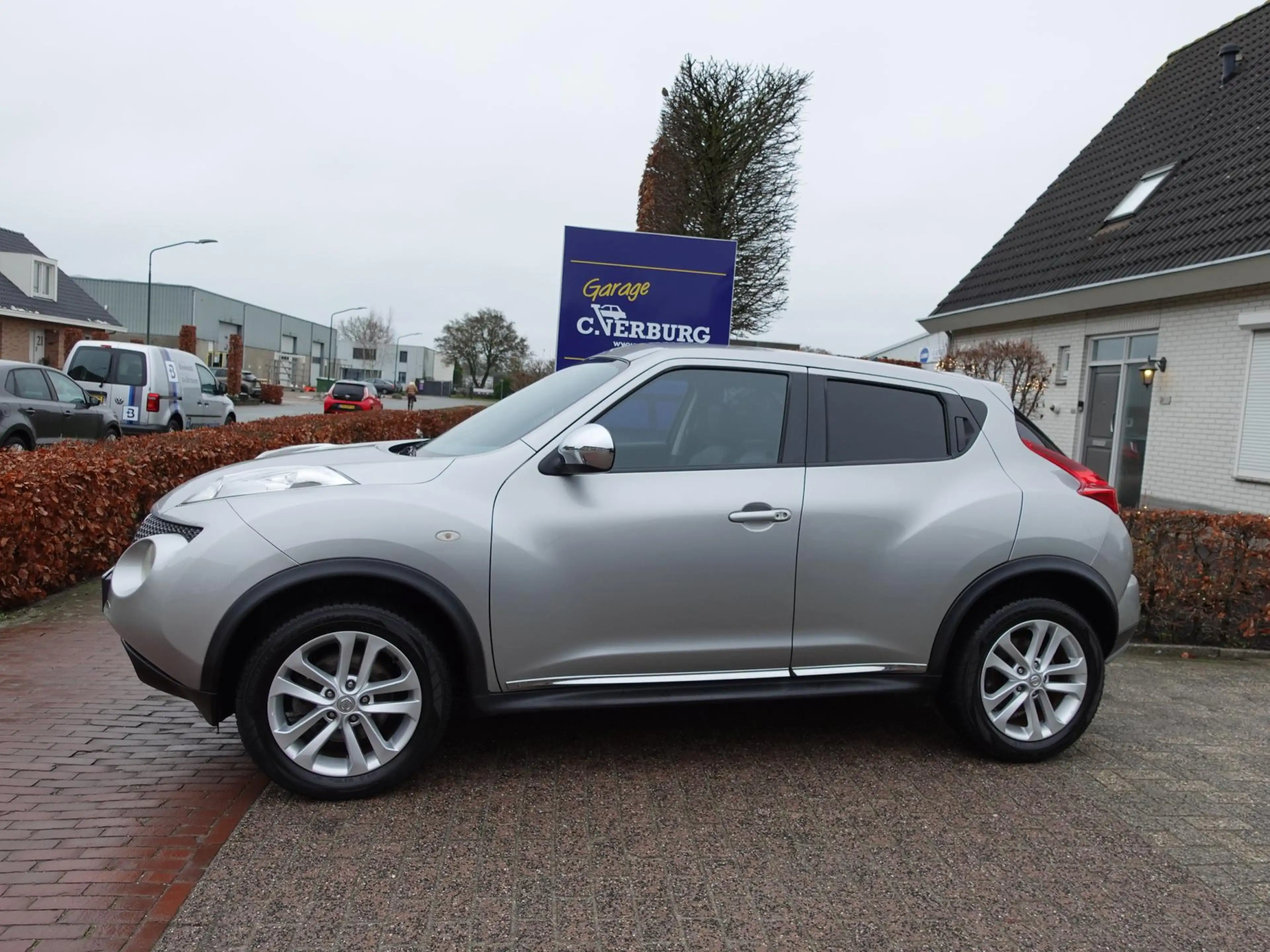 Nissan Juke 1.6 DIG-T Tekna 190 PK ! (Navi,Camera,Cruise,Stoel — photo 2