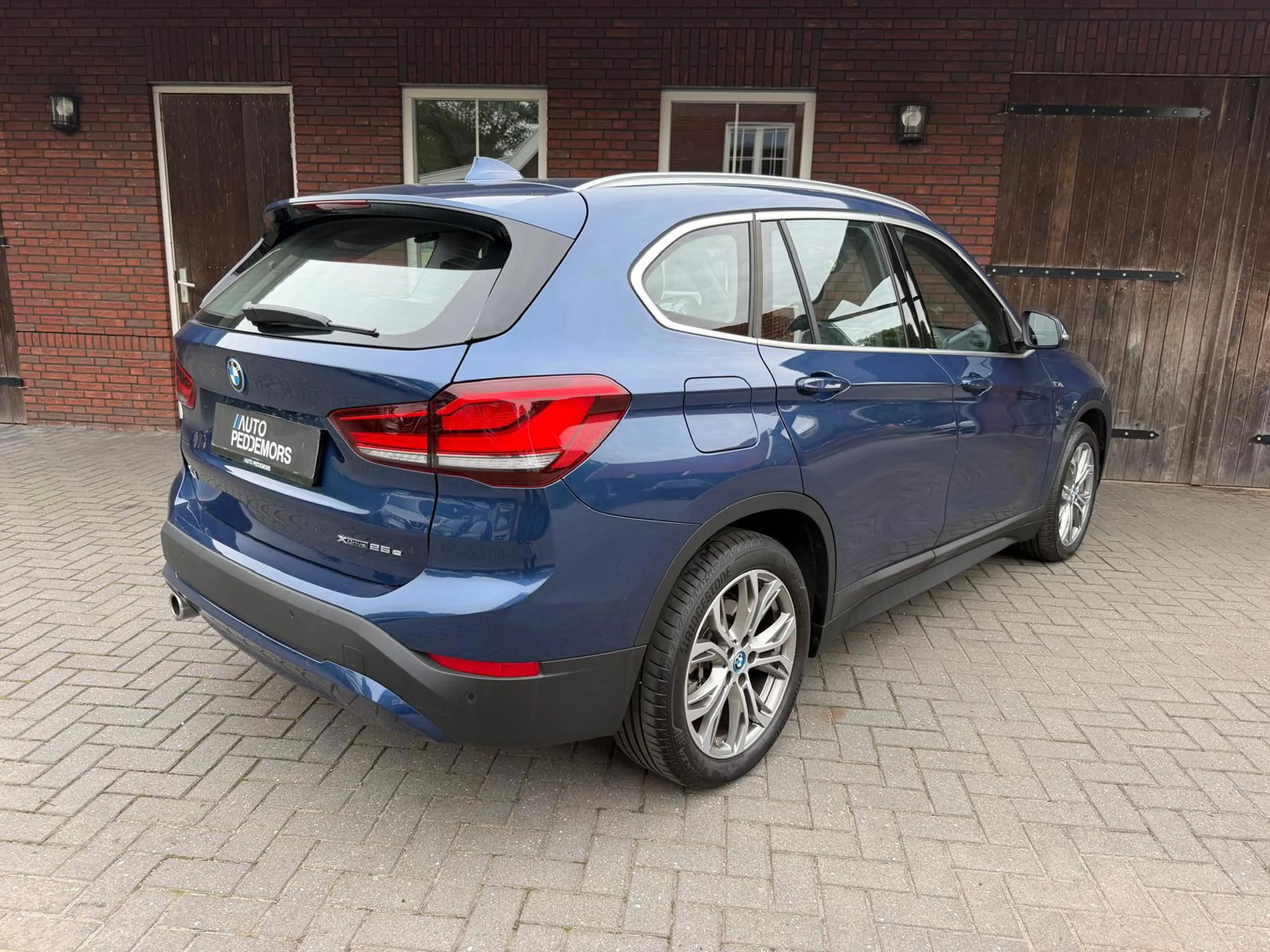 BMW X1 XDrive25e PHEV Executive| Camera| LED| DAB — photo 3