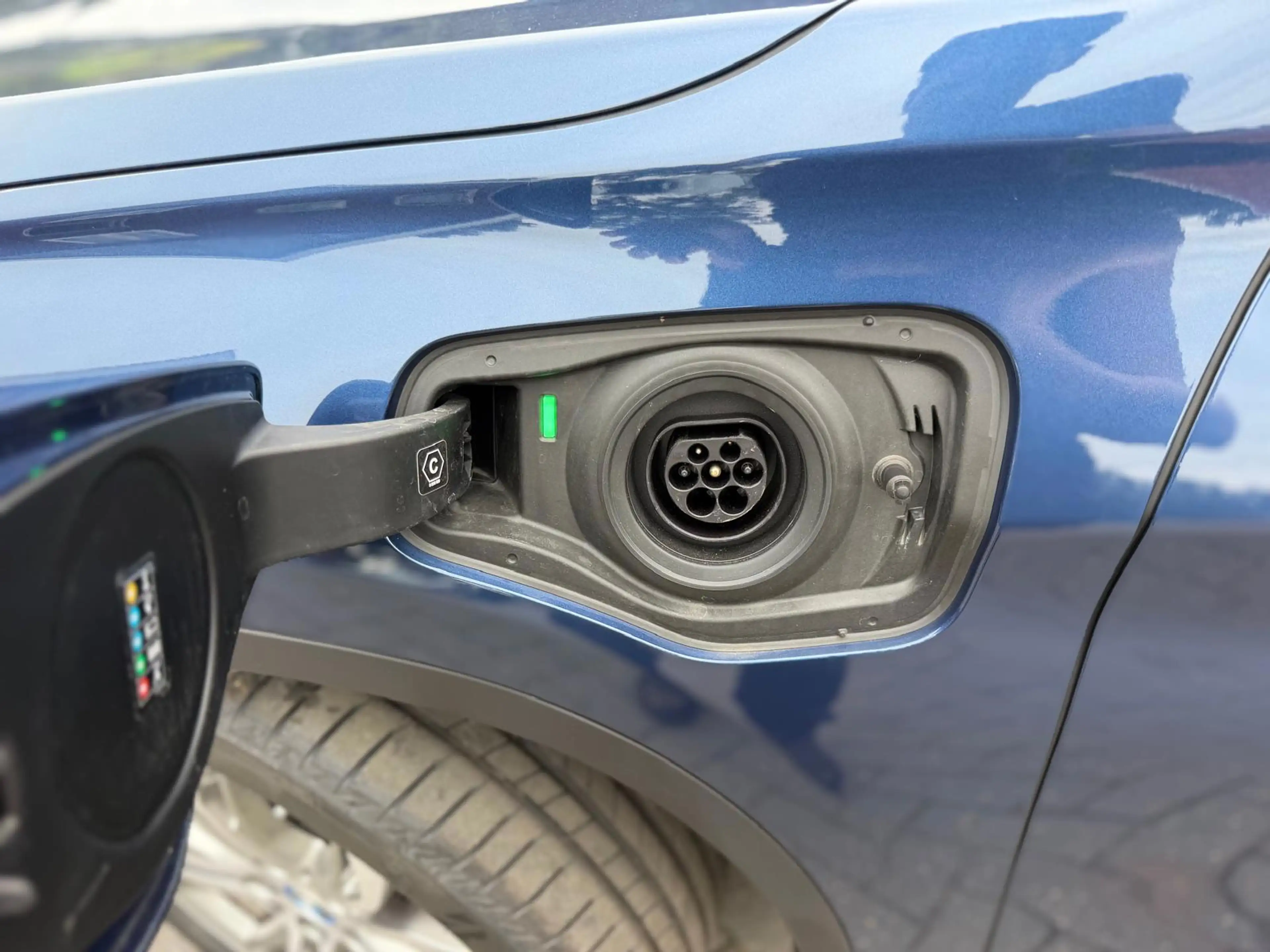 BMW X1 XDrive25e PHEV Executive| Camera| LED| DAB — photo 11