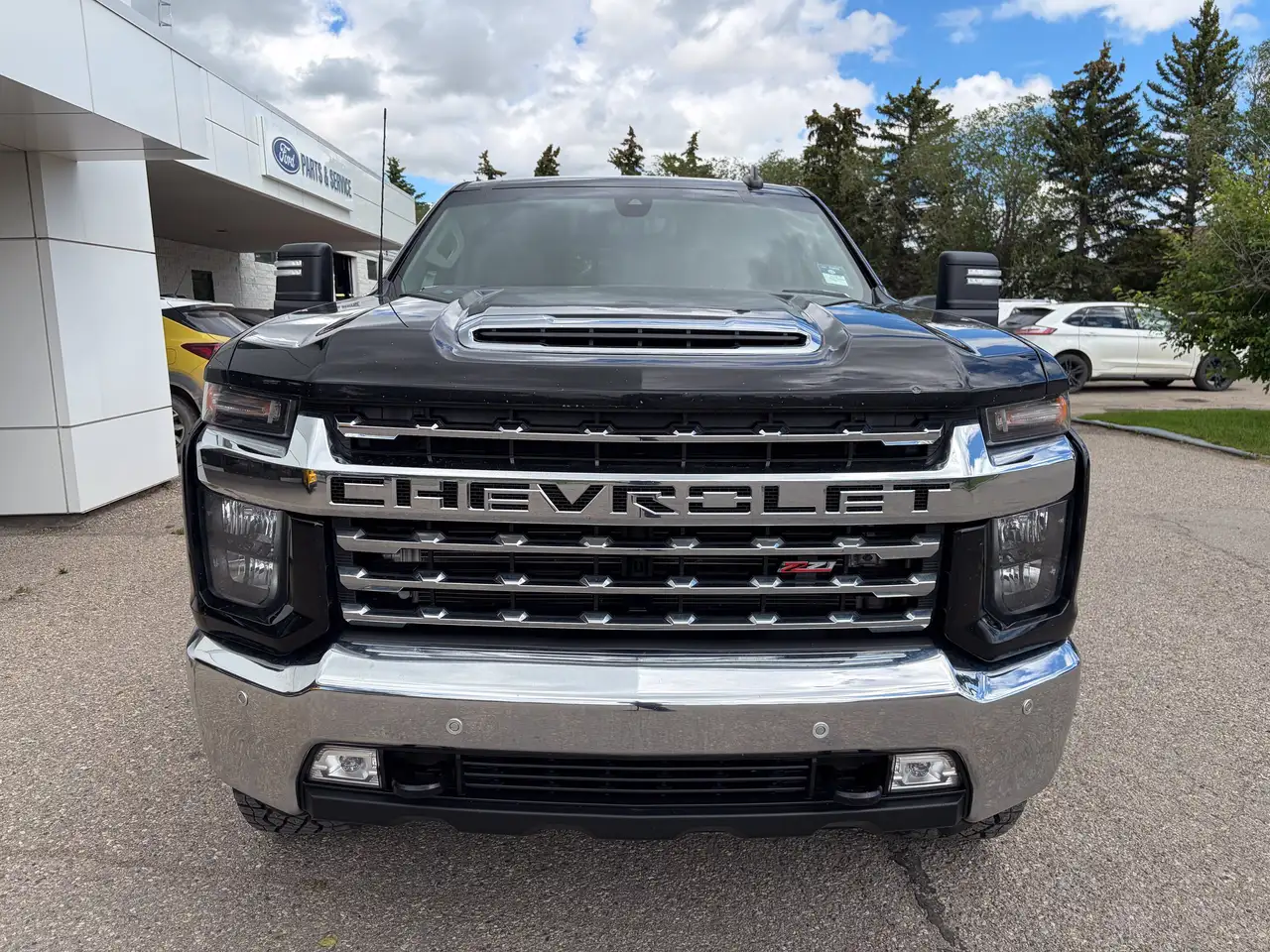 Chevrolet Silverado 2500 photo Chevrolet Silverado 2500