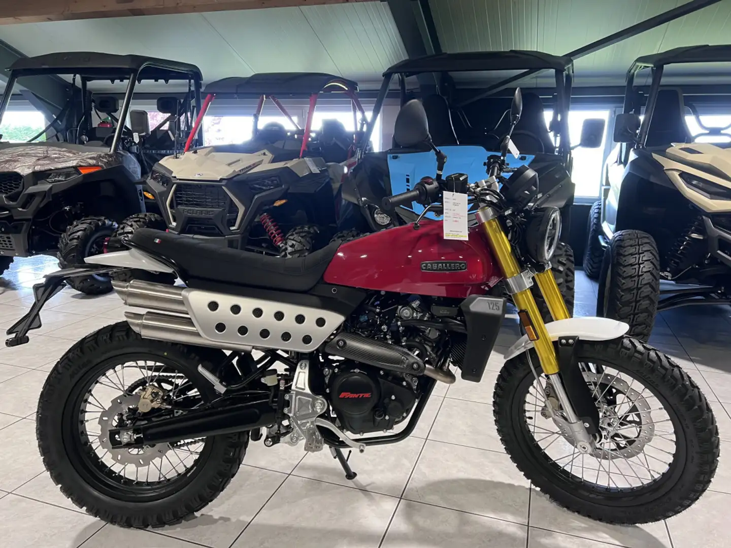 Fantic Caballero 125 Scrambler Rouge - 1