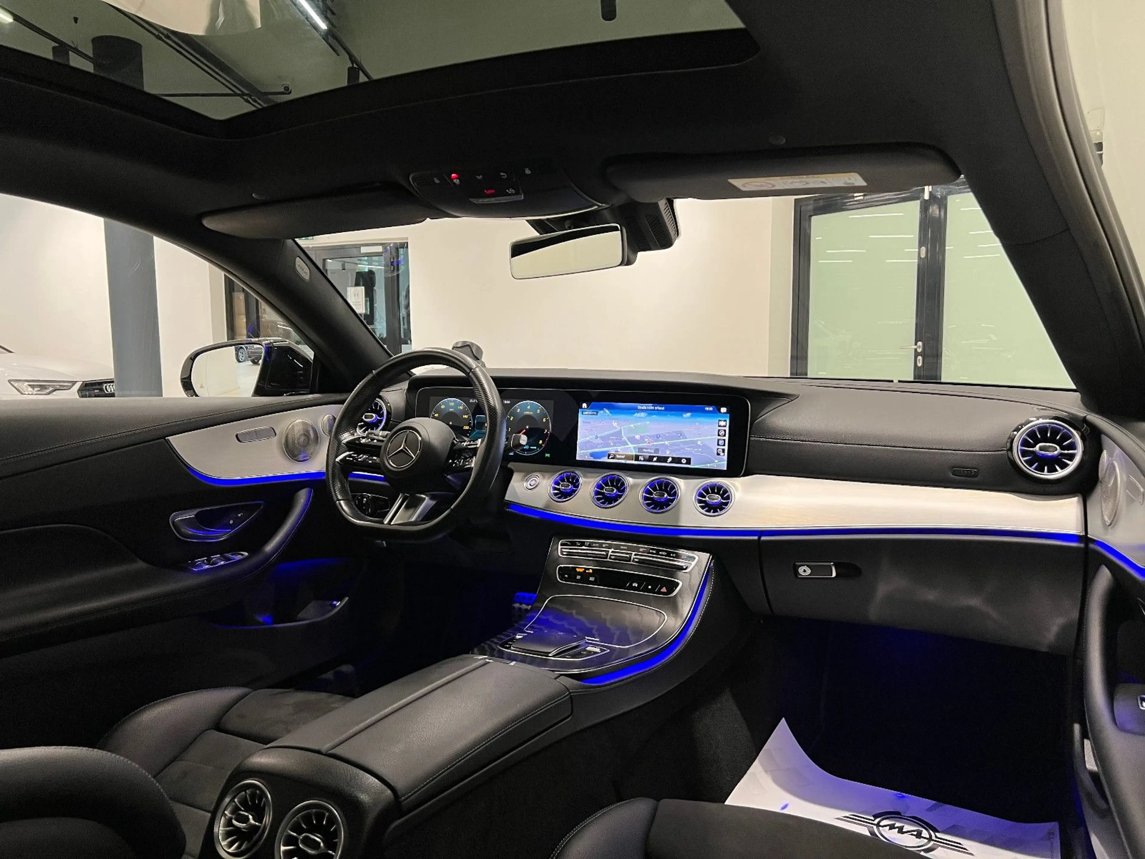 Mercedes-Benz E 200 COUPE|AMG|E53-UMBAU|NIGHT|PANO|DISTR|360°| — photo 8