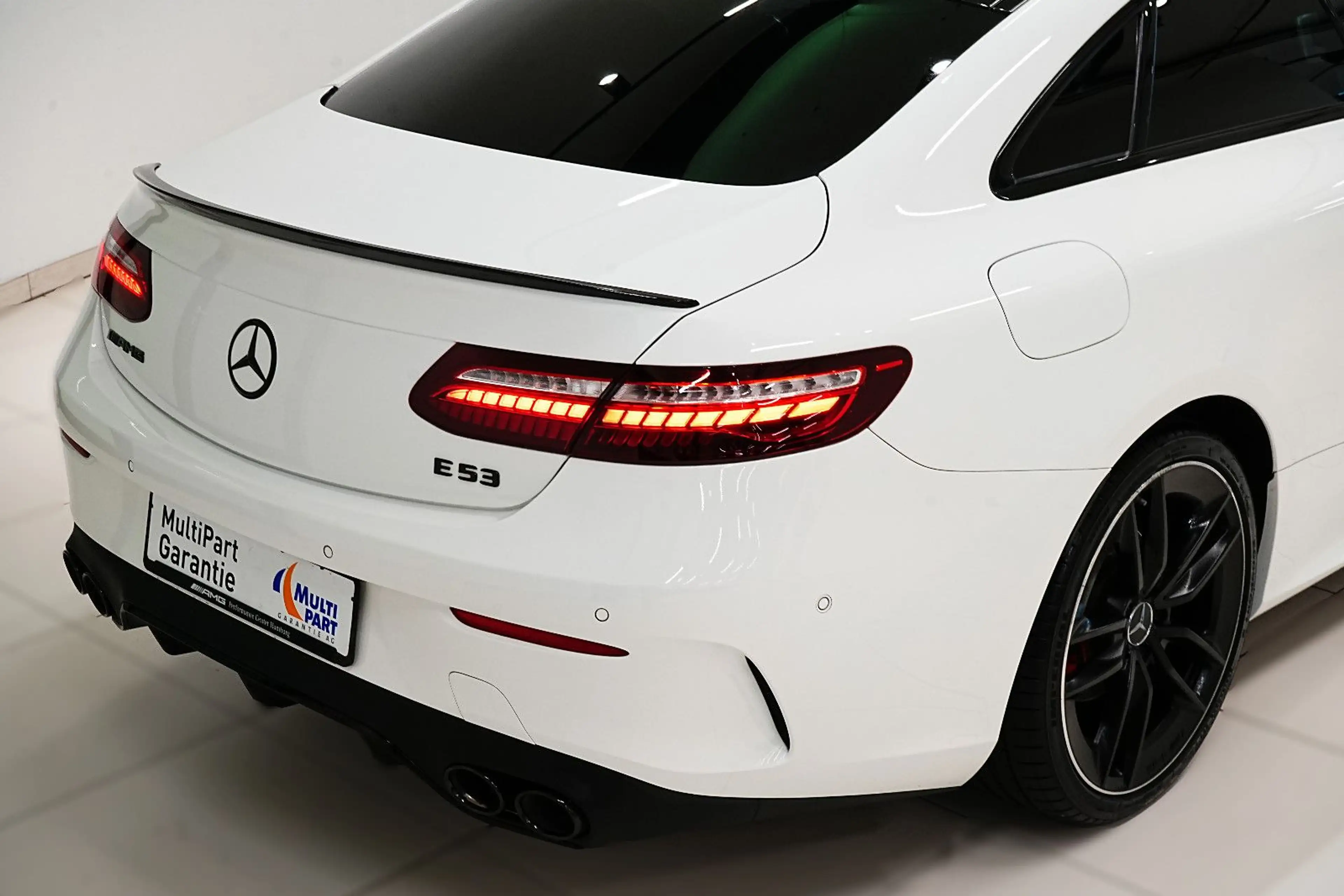 Mercedes-Benz E 200 COUPE|AMG|E53-UMBAU|NIGHT|PANO|DISTR|360°| — photo 5