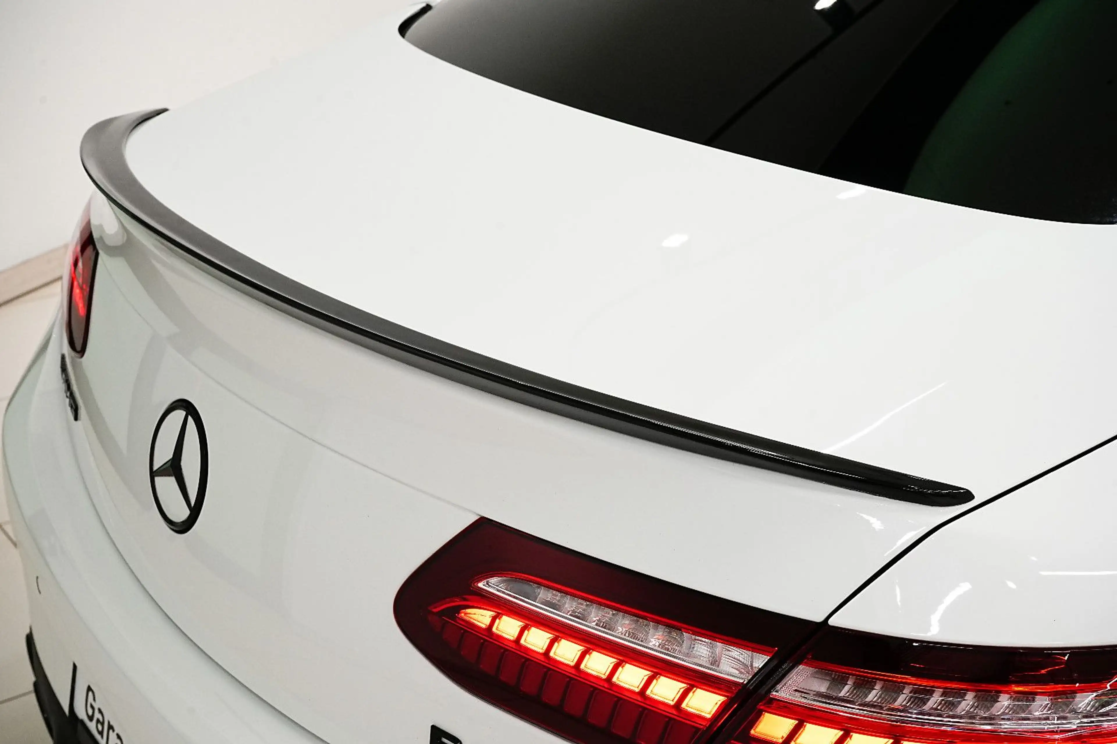 Mercedes-Benz E 200 COUPE|AMG|E53-UMBAU|NIGHT|PANO|DISTR|360°| — photo 6