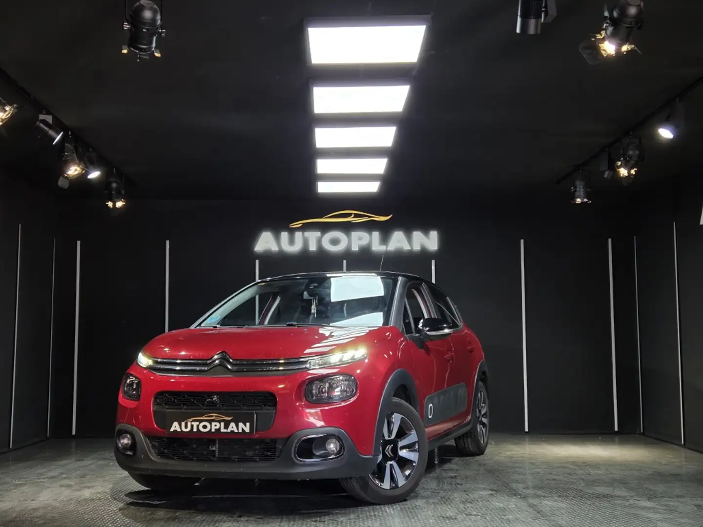 Citroen C3 1.2 PureTech S&S Feel 83 Burdeos - 1
