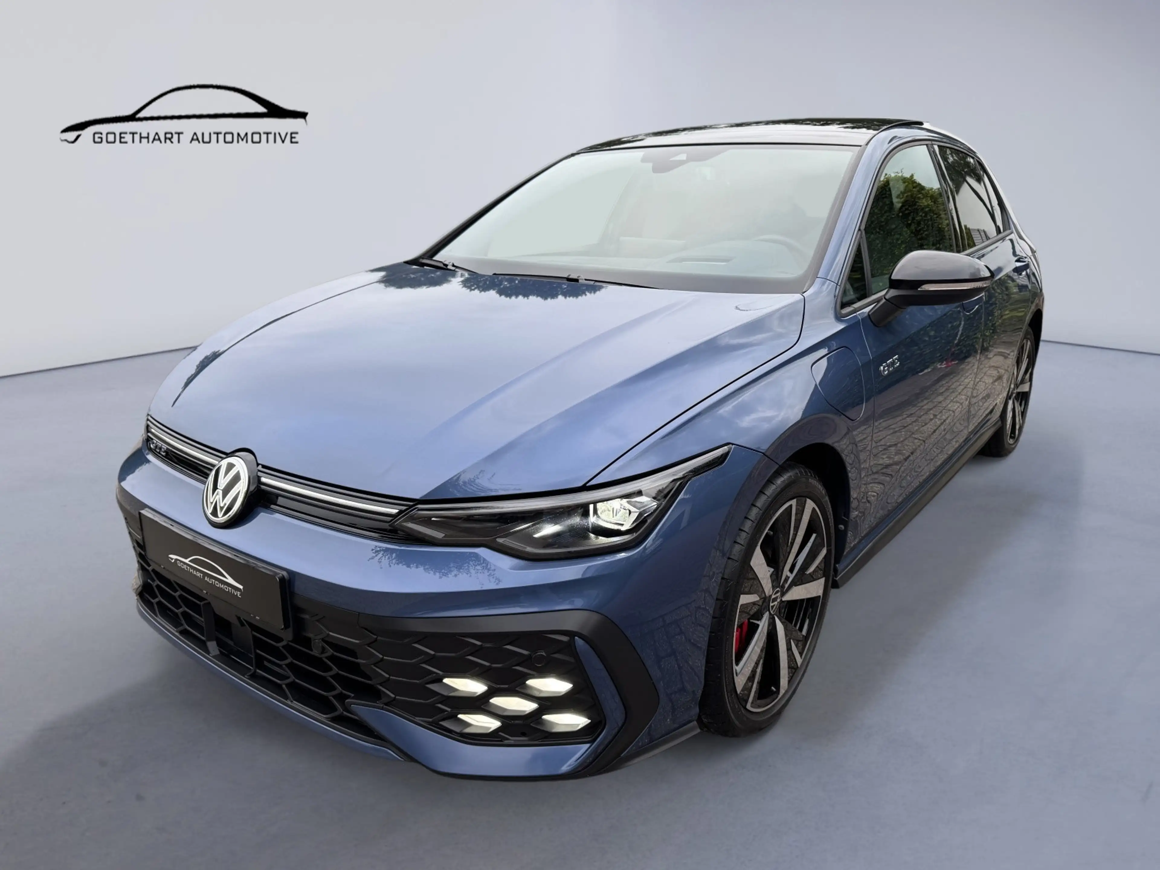 Volkswagen Golf GTE 1.5 eHybrid 272pk / 5JR garantie / Pano / Leer / T