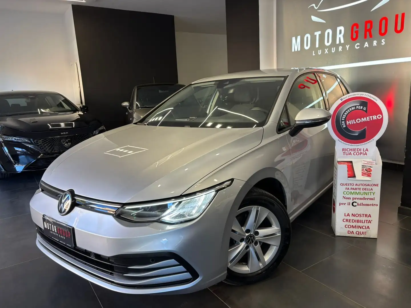 Volkswagen Golf Golf 2.0 TDI 115 CV SCR Life Plateado - 1