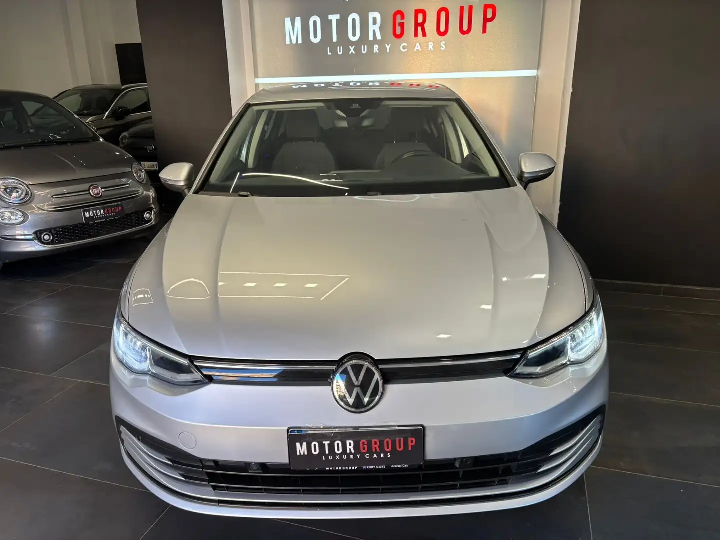 Volkswagen Golf Golf 2.0 TDI 115 CV SCR Life Plateado - 2