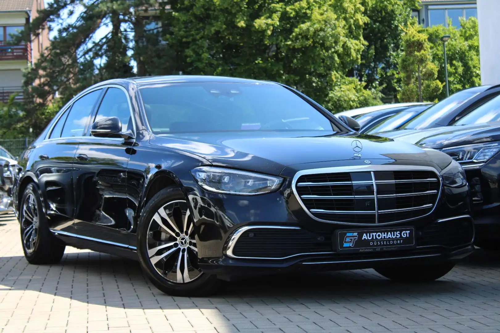 Mercedes-Benz S 350 d 4Matic/1.Hd/Pano/Leder/Distr+/360°K/SoftC Schwarz - 1