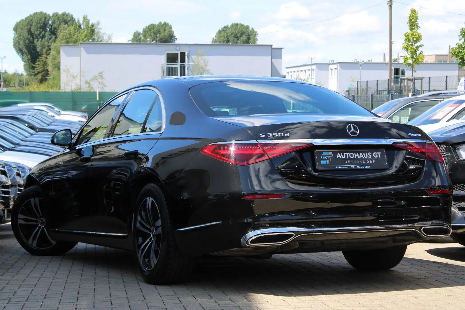 Mercedes-Benz S 350 d 4Matic/1.Hd/Pano/Leder/Distr+/360°K/SoftC Schwarz - 2