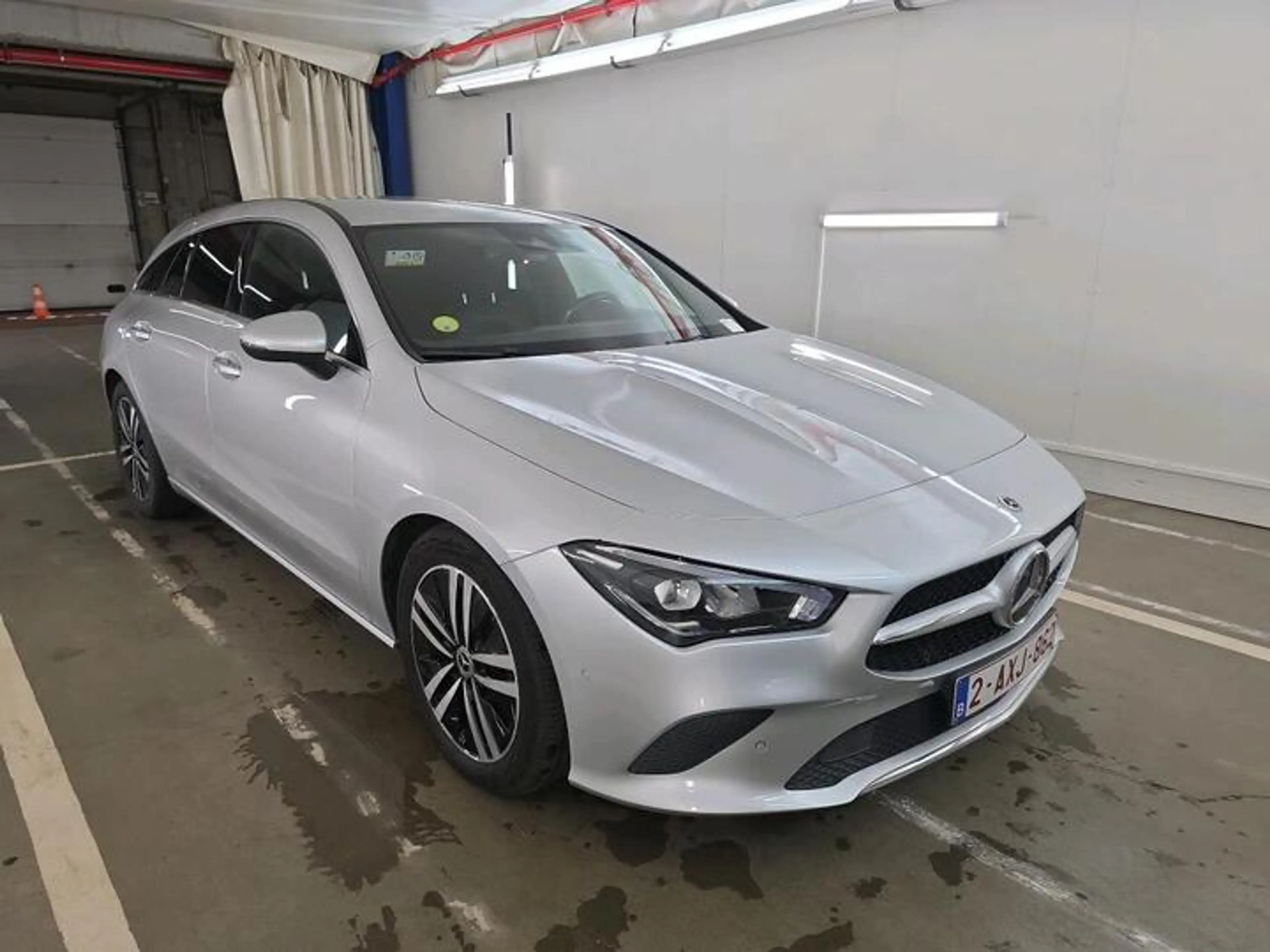 Mercedes-Benz CLA 180 d ShootingBrake Luxury 8GTronic *MI CUIR-LED-CAMERA-NAVI-ATTELAGE* — photo 3