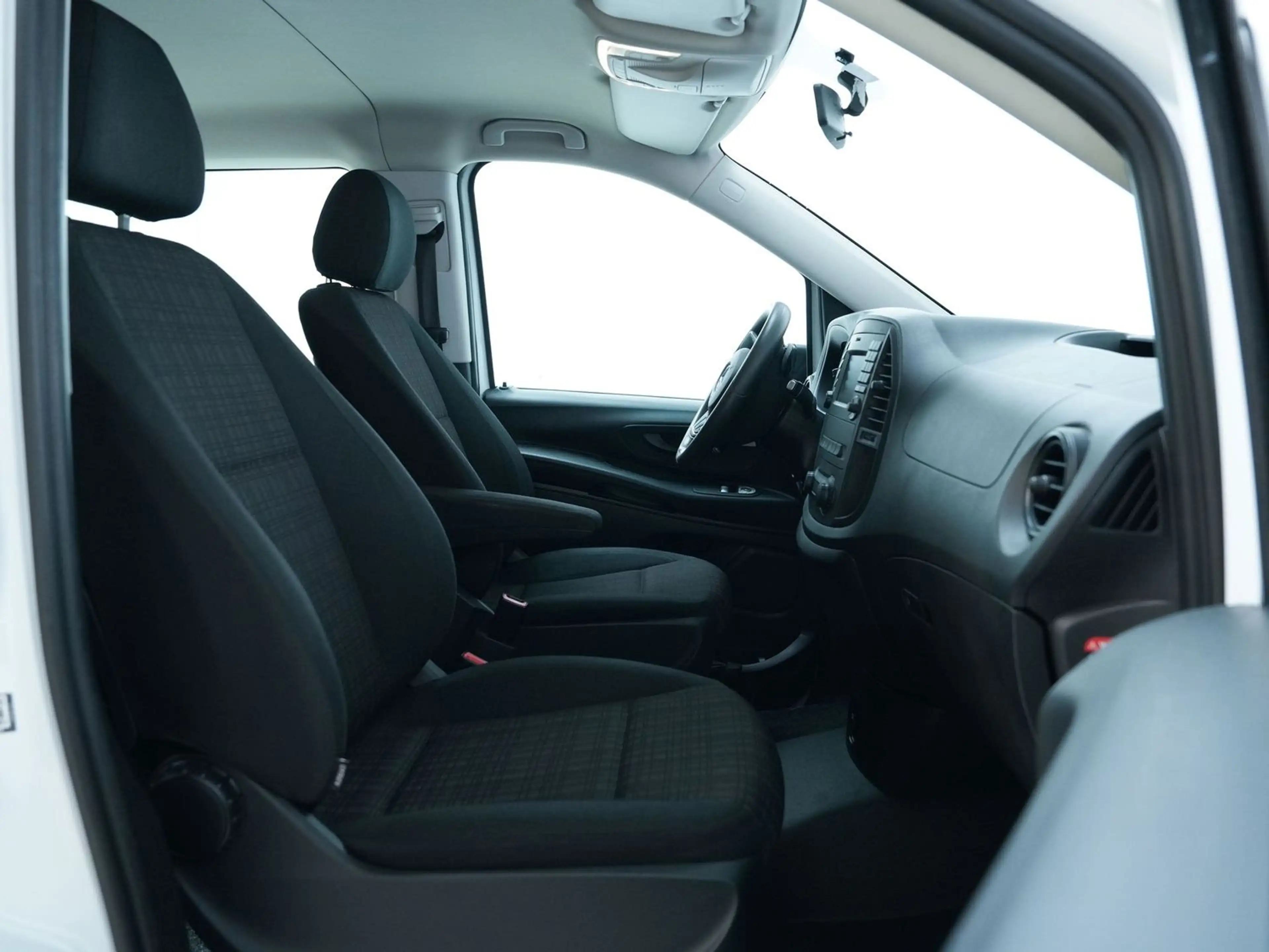 Mercedes-Benz Vito 114 extralang Pro 8 SITZER*KLIMA*SITZHEIZUNG*TEMPO — photo 14
