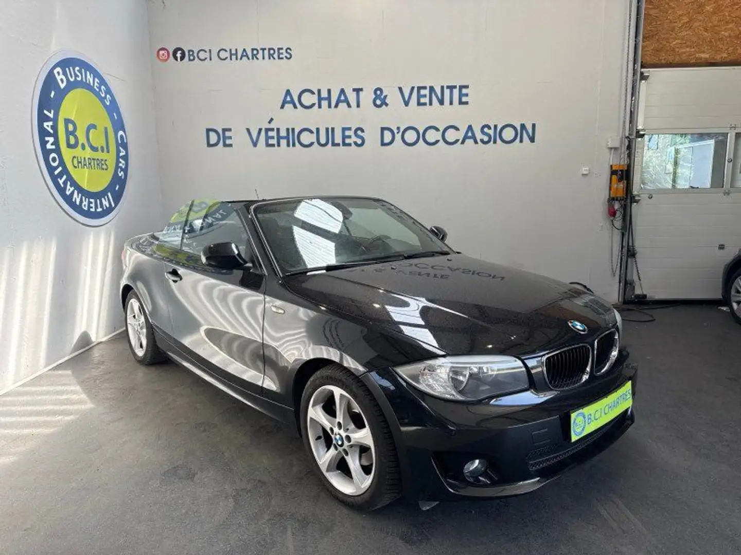 BMW 118 SERIE CABRIOLET (E88) 118I 143CH CONFORT Noir - 2