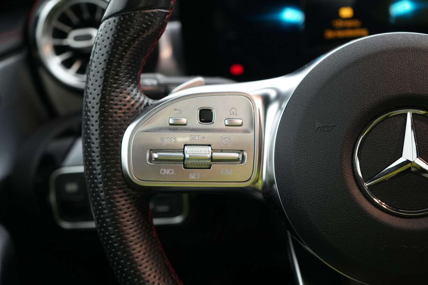 Mercedes CLA 200 AMG Line - 2020 - Joinsteer - #21