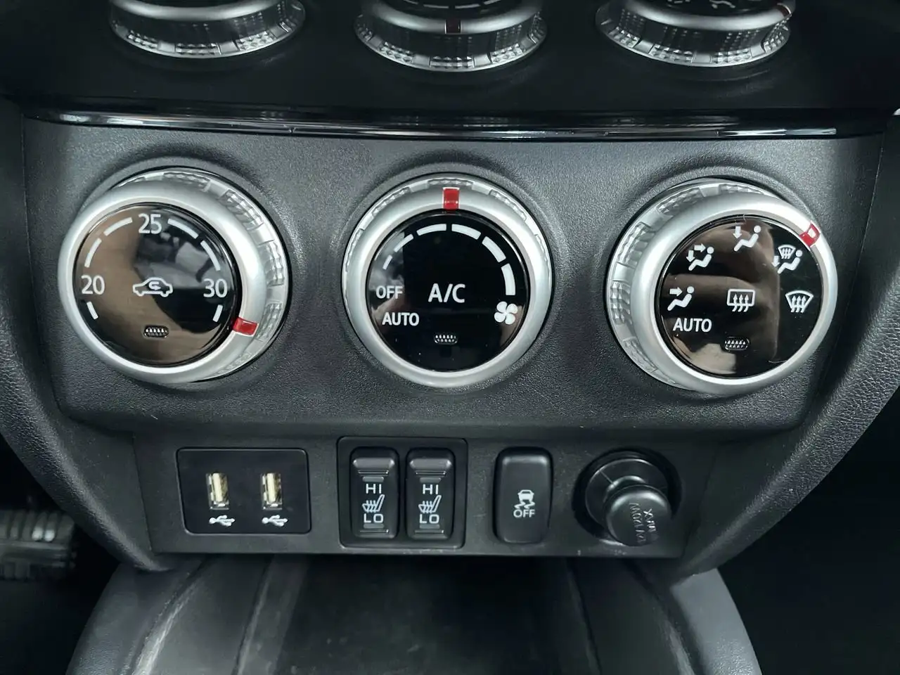Mitsubishi RVR снимка Mitsubishi RVR