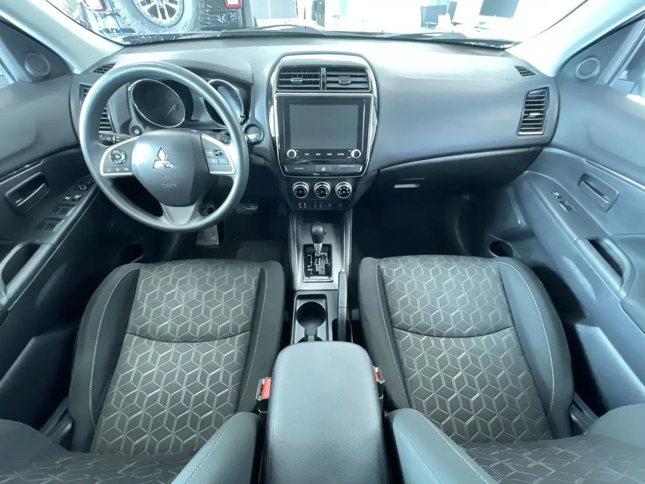 Mitsubishi RVR снимка Mitsubishi RVR