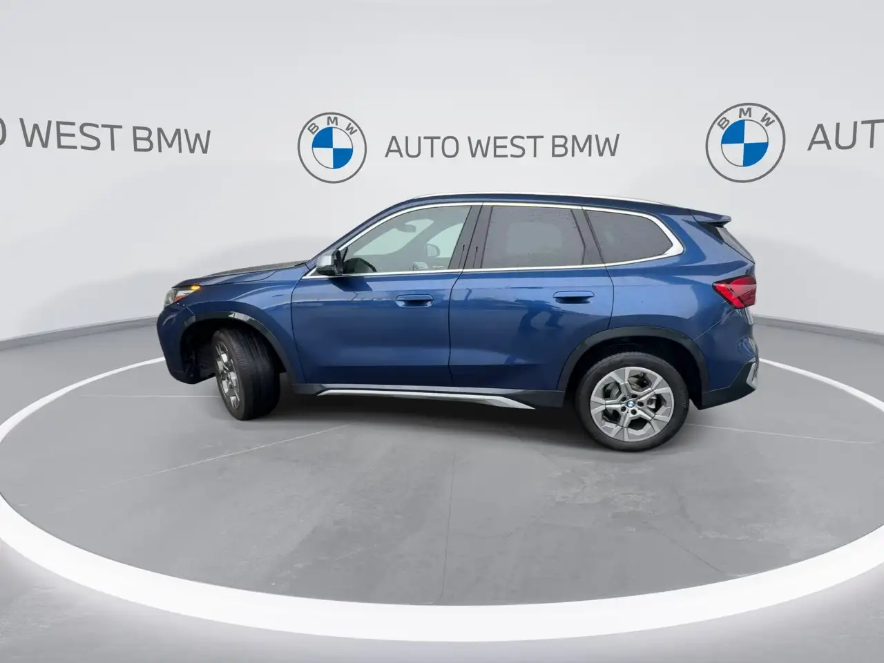 BMW X1 снимка BMW X1