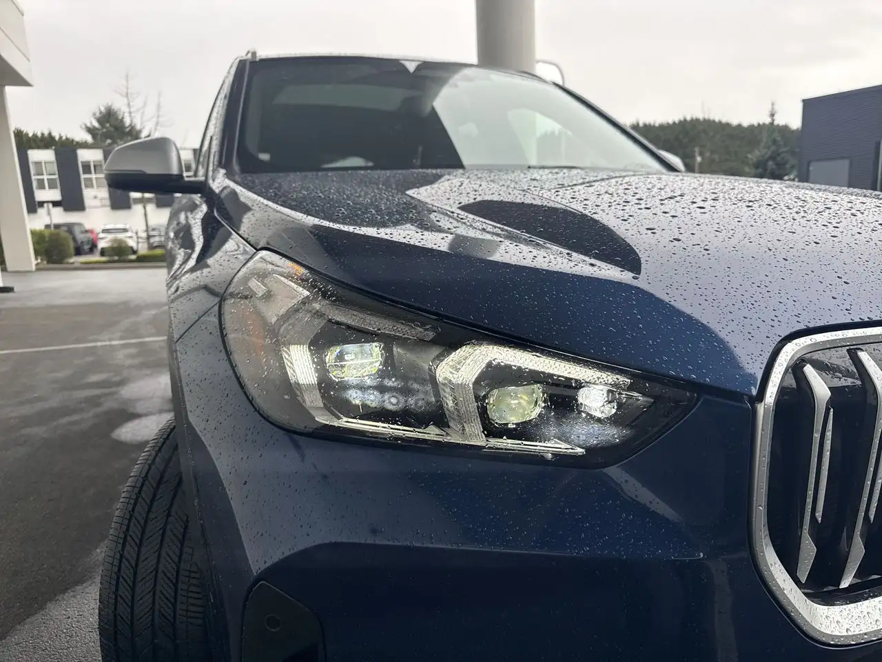 BMW X1 снимка BMW X1