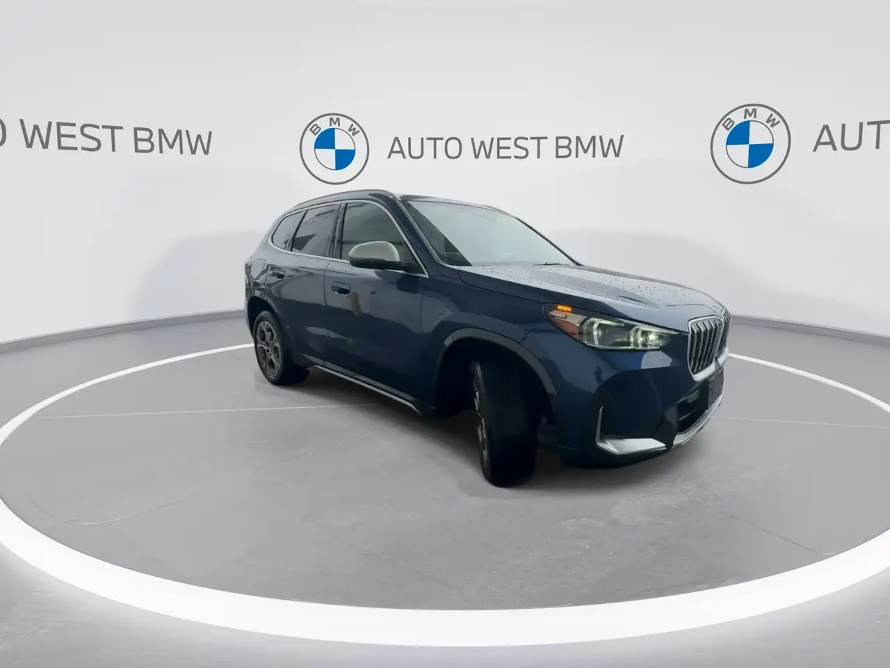 BMW X1 снимка BMW X1