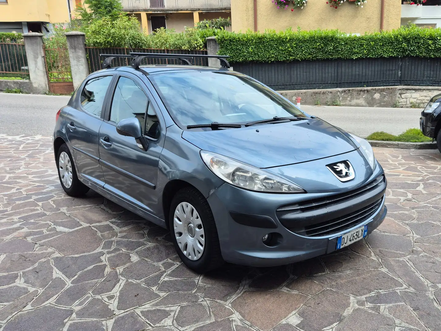 Peugeot 207 207 5p 1.4 hdi XT '07 Grigio - 1