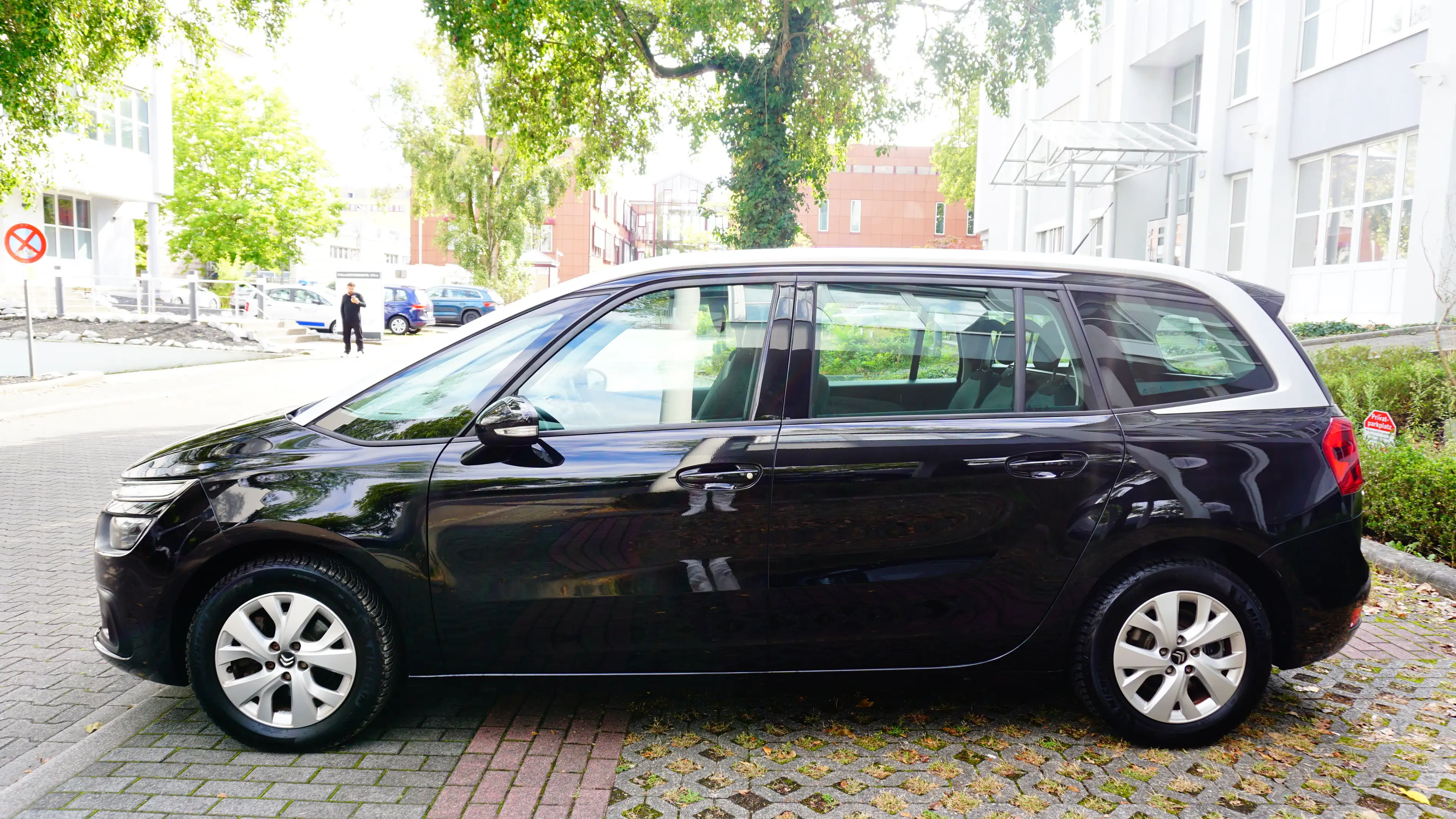 Citroen Grand C4 SpaceTourer Feel/PDC/AHK/PANORAM/KLIMA/AUX/USB/LED — photo 13