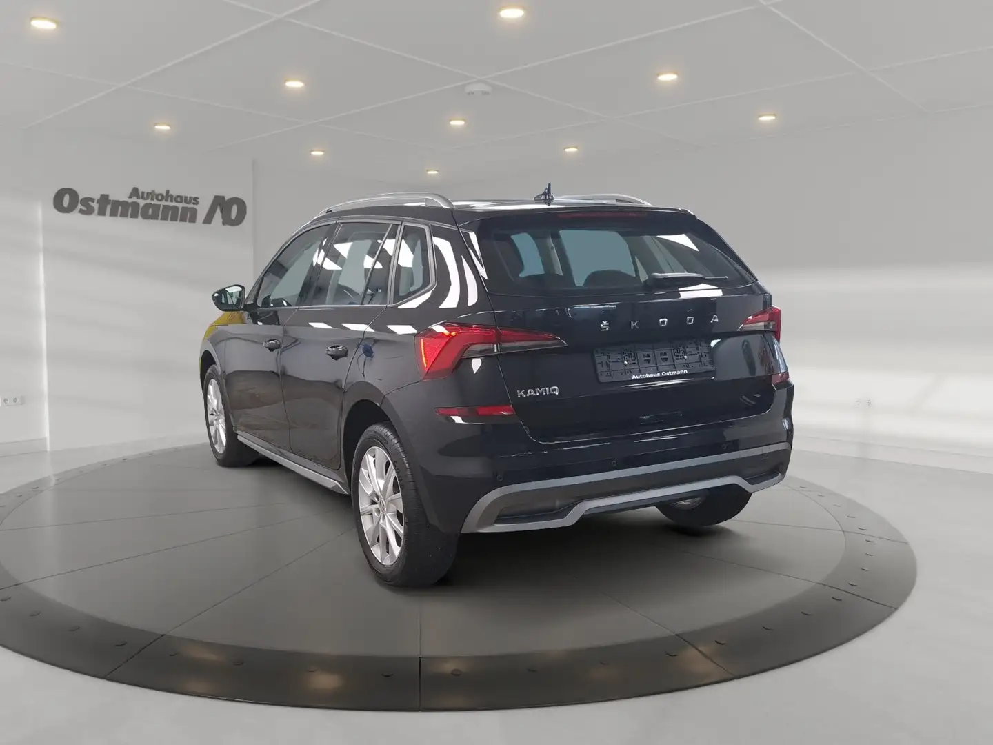Skoda Kamiq 1.0 TSI Style el.Heck LM RFK LED KeyLess Schwarz - 2