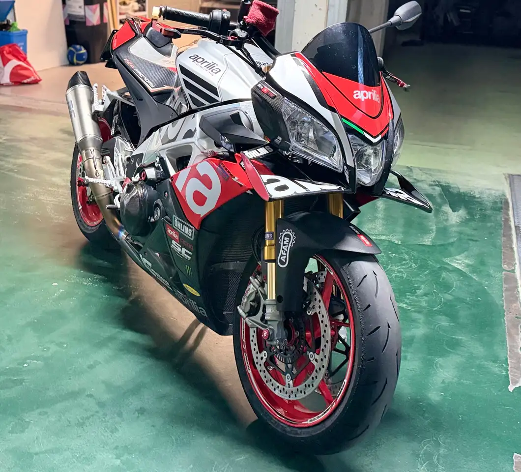 Aprilia Tuono