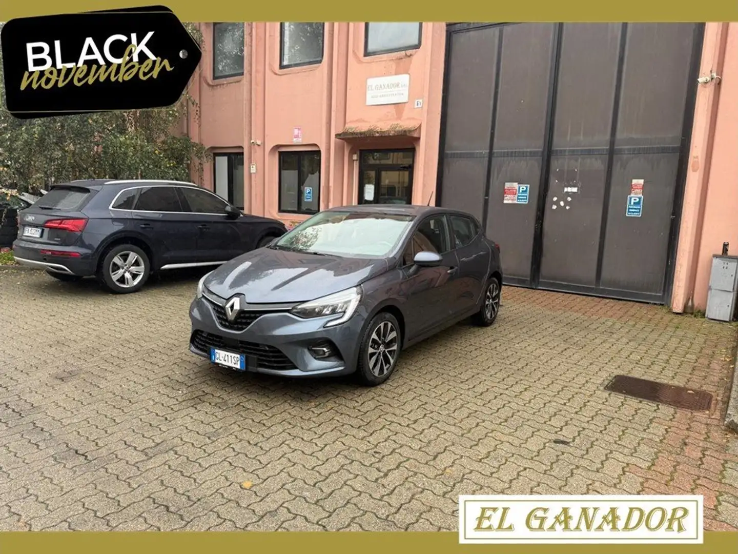 Renault Clio BLACK NOVEMBER!!! 1.0 tce Business 90cv my21 Grigio - 1